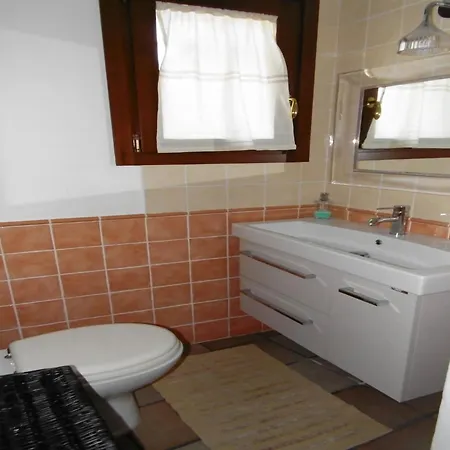 Apartment For 6 People, *
